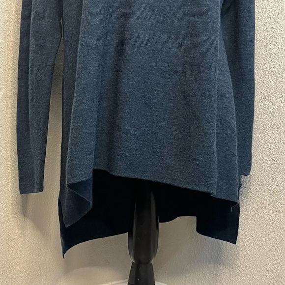 Eileen Fisher 100% Merino Wool Sz M Navy Blue Sweater - Picture 5 of 13